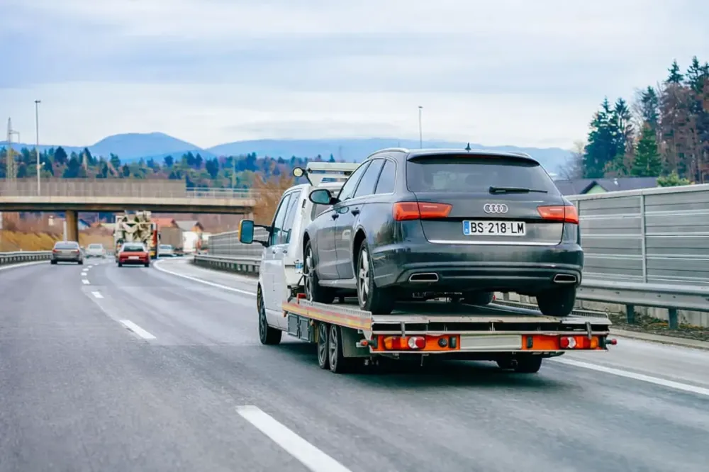 Transport de véhicules à Valbonne